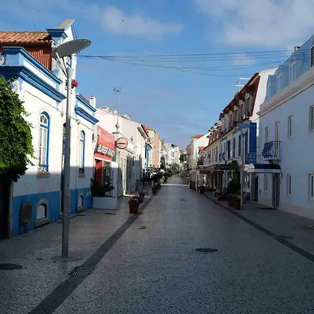 Ferienhaus Wavin' Trees Ericeira