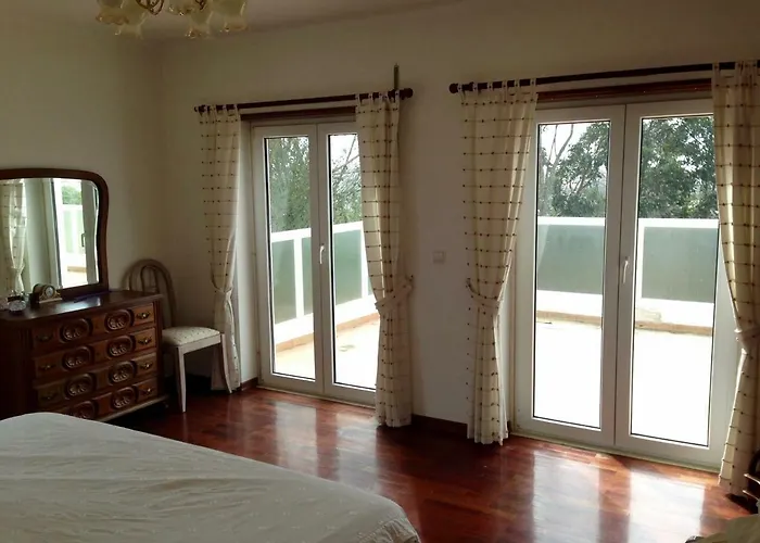 Wavin' Trees Tatil Evi Ericeira